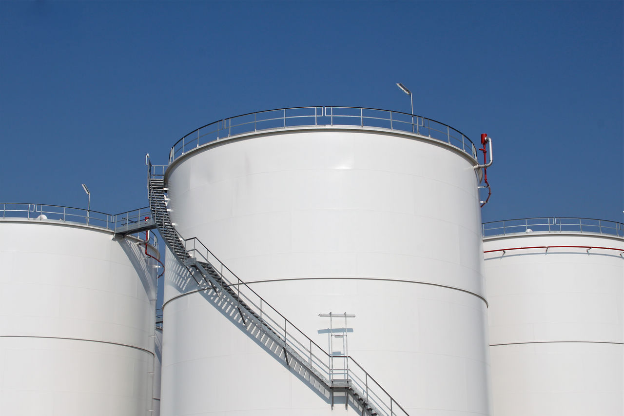 Bulk Tanks for Industrial Gas Storage and Distribution